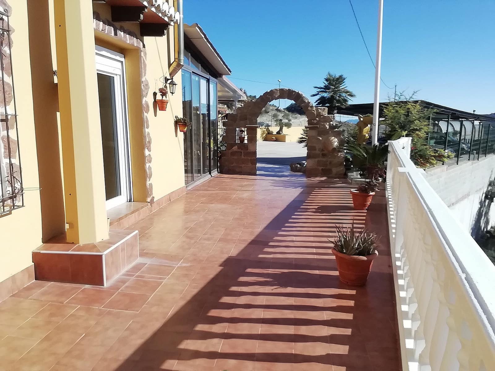5 bedroom Villa for sale in Fortuna with pool - € 319,995 (Ref: 7937598)