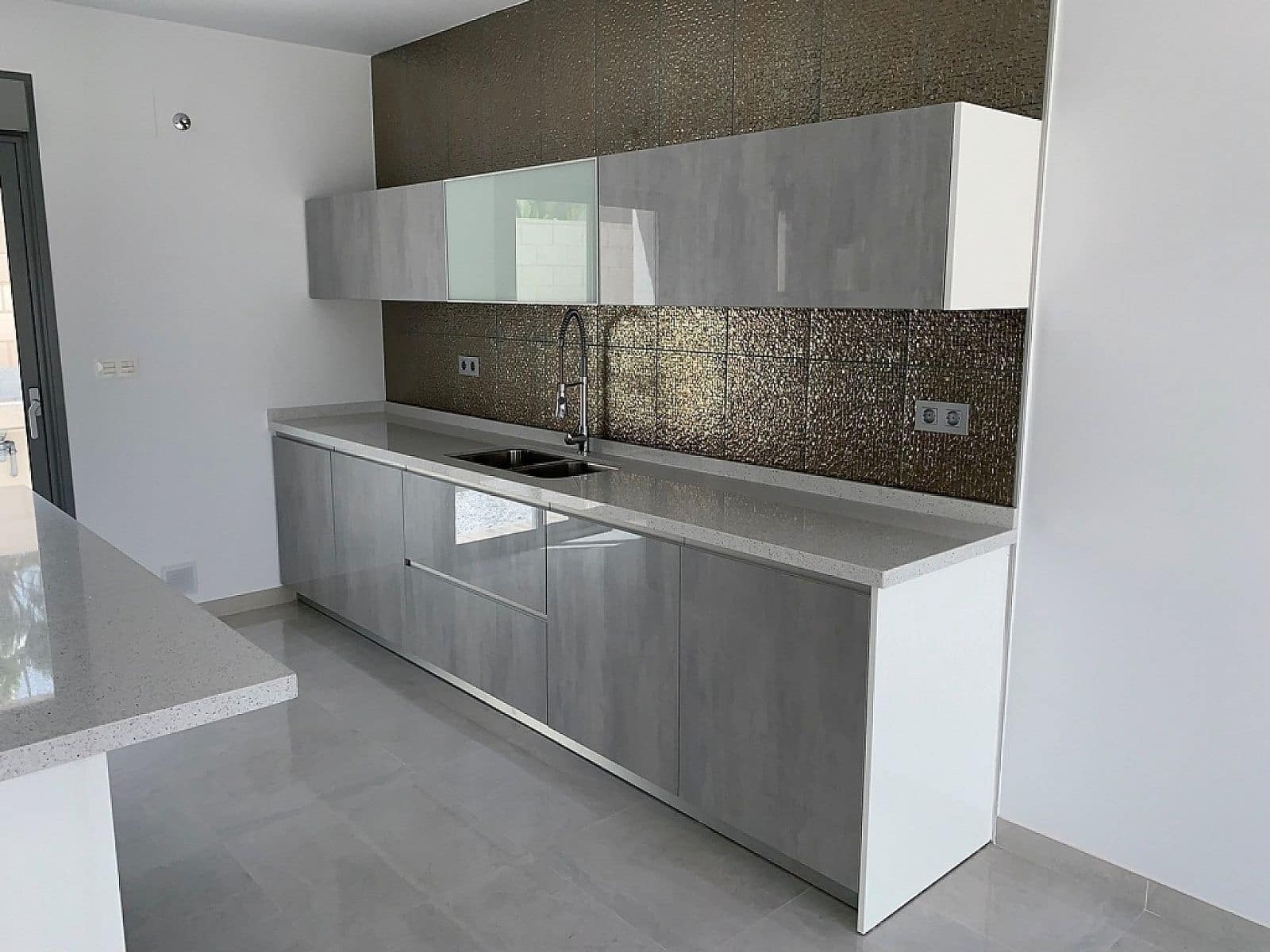 4 bedroom Villa for sale in Pinoso with pool - € 359,000 (Ref: 7938561)