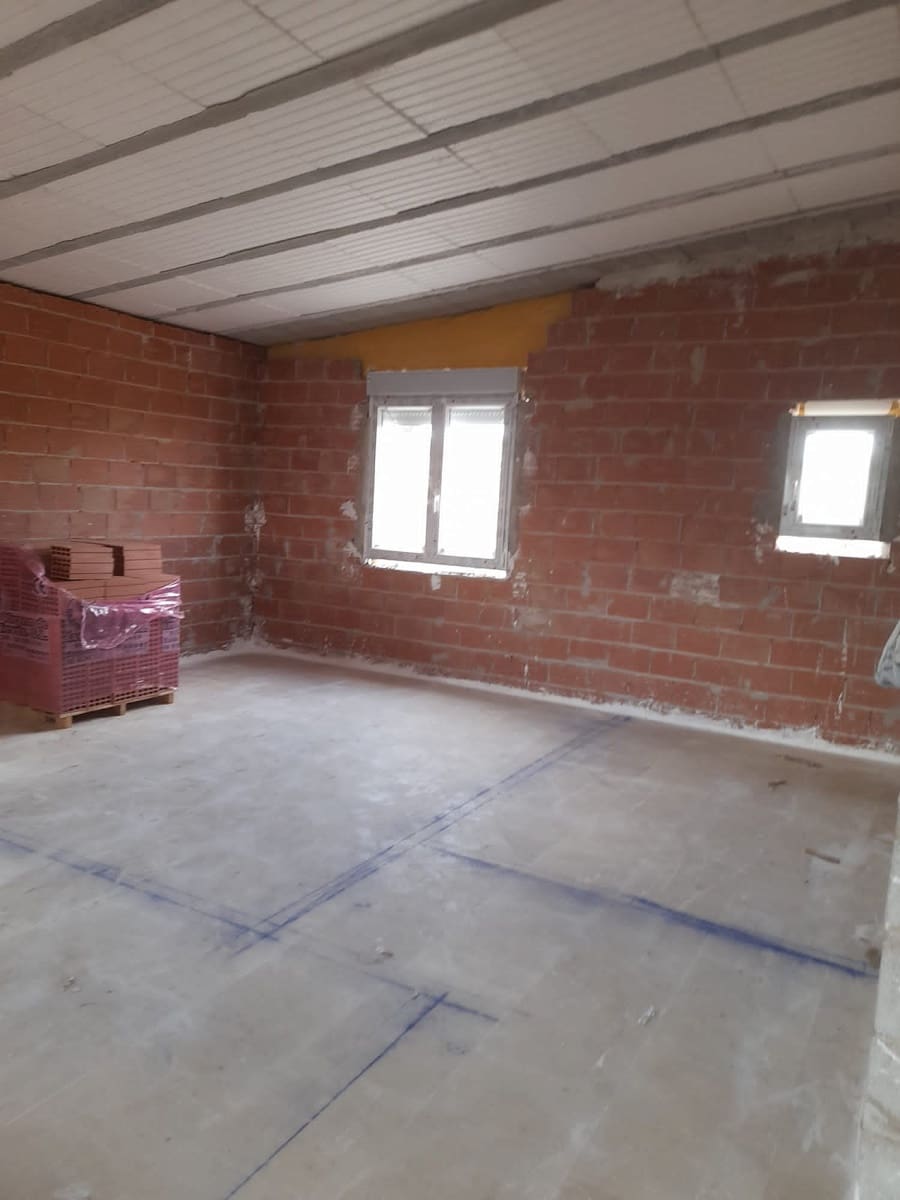 5 Zimmer Villa zu verkaufen in La Romana mit Pool - 405.000 € (Ref: 8025038)