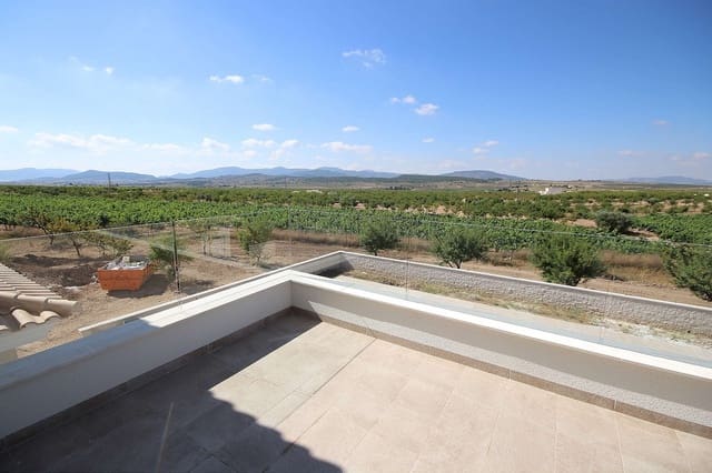 4 bedroom Villa for sale in Pinoso with pool - € 491,000 (Ref: 8025055)