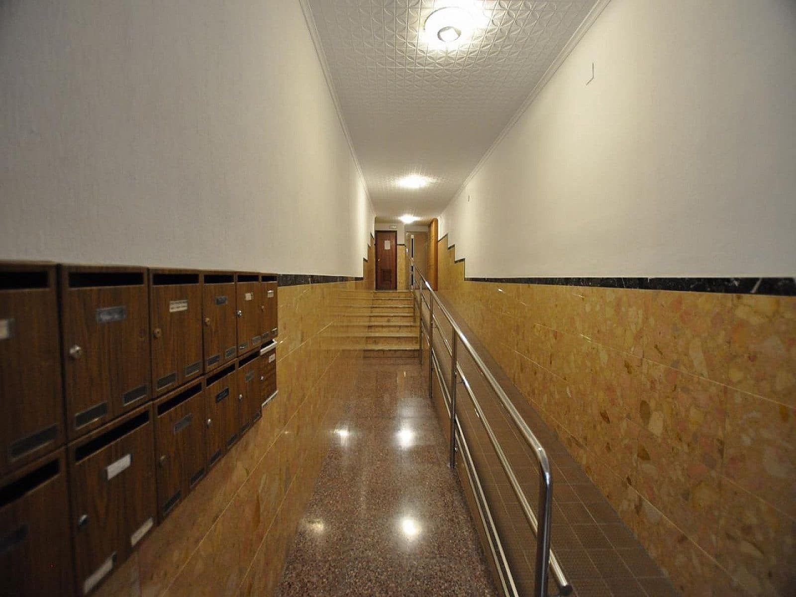 3 soveværelse Erhverv til salg i Villena med swimmingpool - € 119.950 (Ref: 8025063)