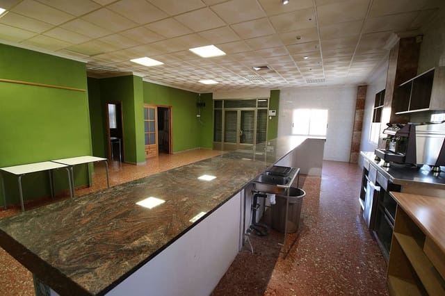 4 quarto Comercial para venda em Monóvar / Monóver com piscina - 449 995 € (Ref: 8025071)