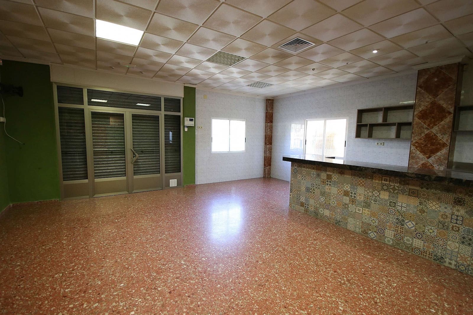 4 quarto Comercial para venda em Monovar / Monover com piscina - 449 995 € (Ref: 8025071)