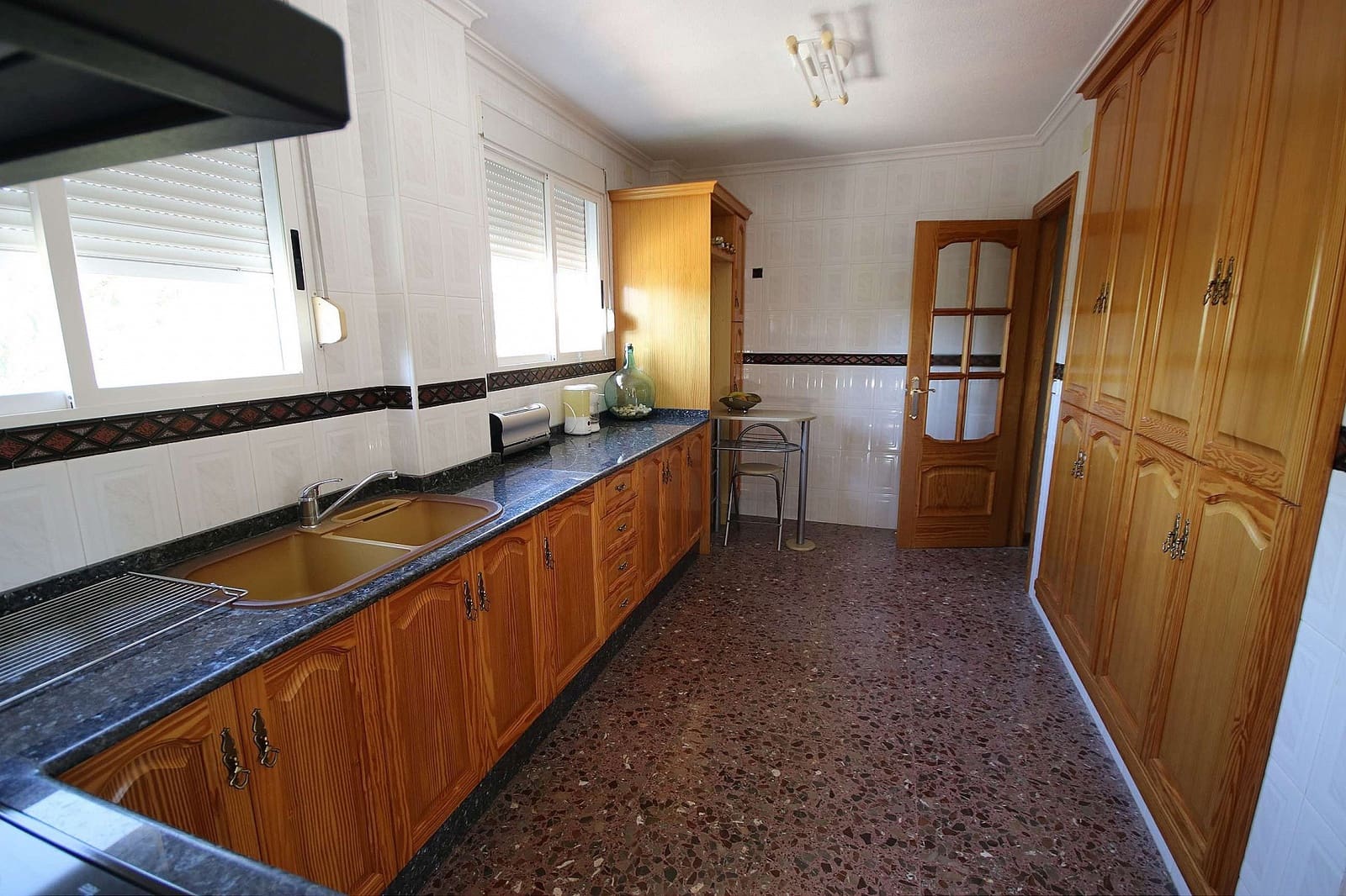 4 quarto Comercial para venda em Monovar / Monover com piscina - 449 995 € (Ref: 8025071)