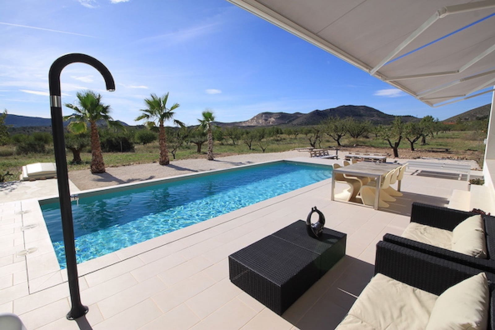 3 Zimmer Villa zu verkaufen in Aspe mit Pool - 375.670 € (Ref: 8025075)