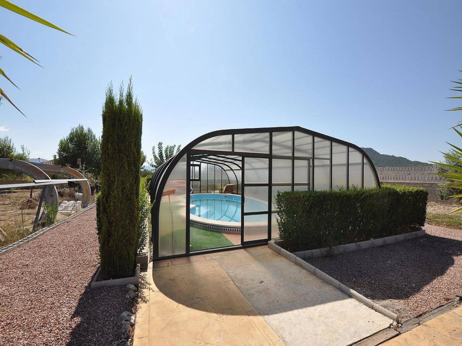 8 bedroom Villa for sale in Sax with pool - € 599,950 (Ref: 8025086)