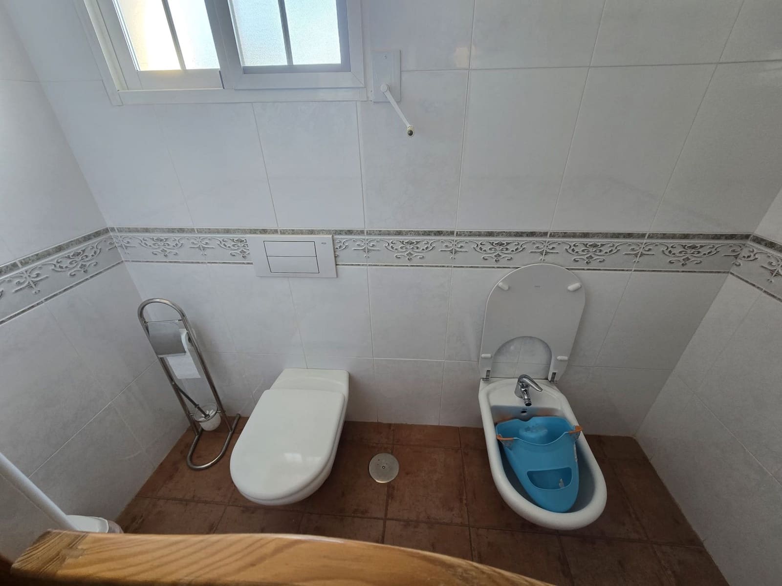 8 bedroom Villa for sale in Sax with pool - € 599,950 (Ref: 8025086)