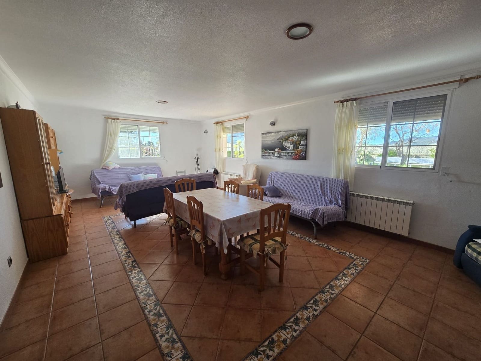 8 bedroom Villa for sale in Sax with pool - € 599,950 (Ref: 8025086)