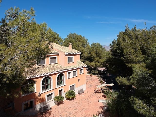 4 sypialnia Willa na sprzedaż w Monóvar / Monóver z basenem - 499 995 € (Ref: 8025101)