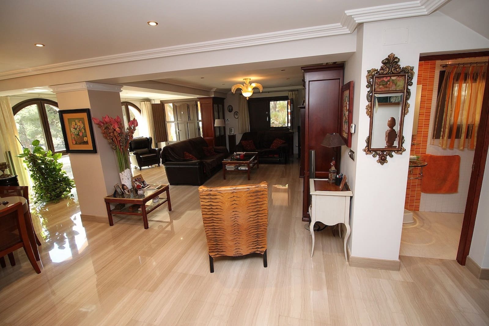 4 Zimmer Villa zu verkaufen in Monovar / Monover mit Pool - 499.995 € (Ref: 8025101)