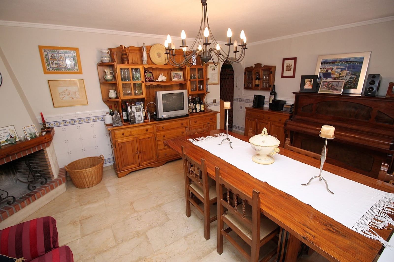 4 Zimmer Villa zu verkaufen in Monovar / Monover mit Pool - 499.995 € (Ref: 8025101)