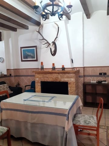 4 soverom Villa til salgs i Sax - € 450 000 (Ref: 8194699)