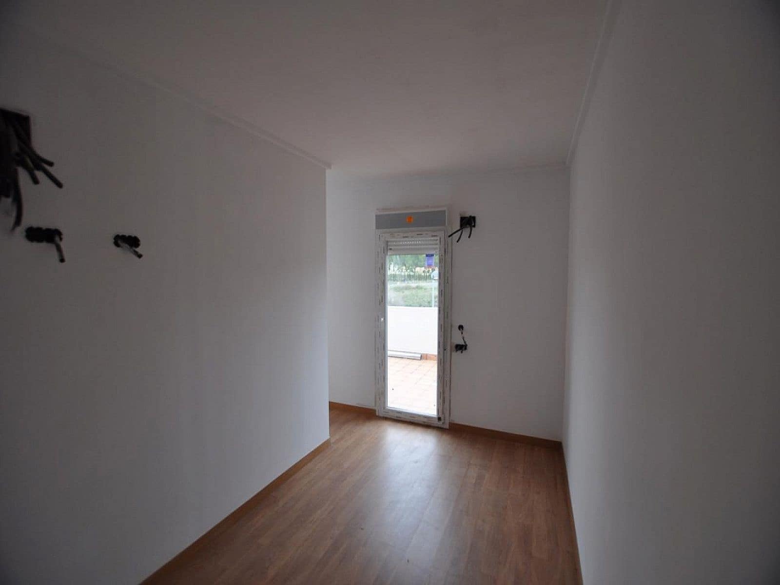 3 bedroom Villa for sale in Salinas with pool - € 195,000 (Ref: 8379477)