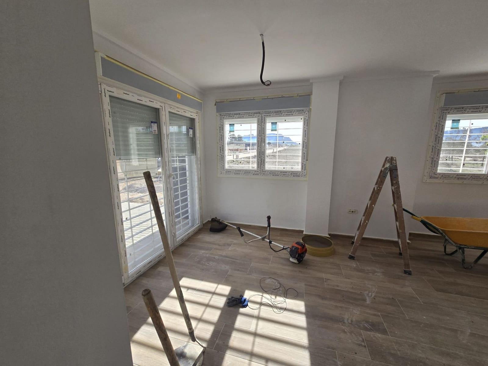 3 bedroom Villa for sale in Salinas with pool - € 195,000 (Ref: 8379477)