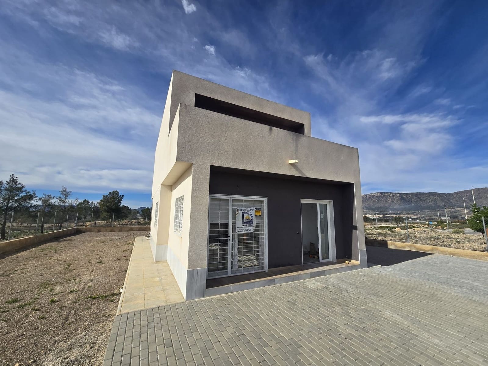 3 bedroom Villa for sale in Salinas with pool - € 195,000 (Ref: 8379477)