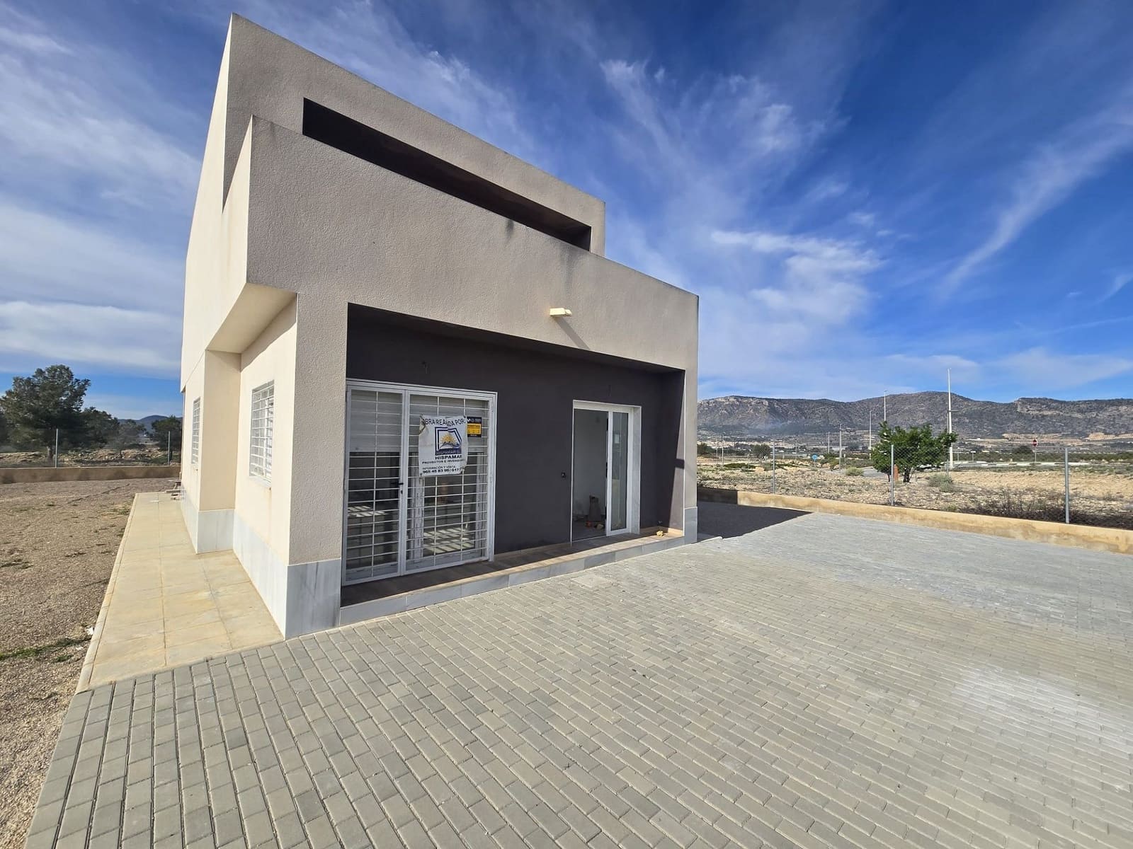 3 bedroom Villa for sale in Salinas with pool - € 195,000 (Ref: 8379477)