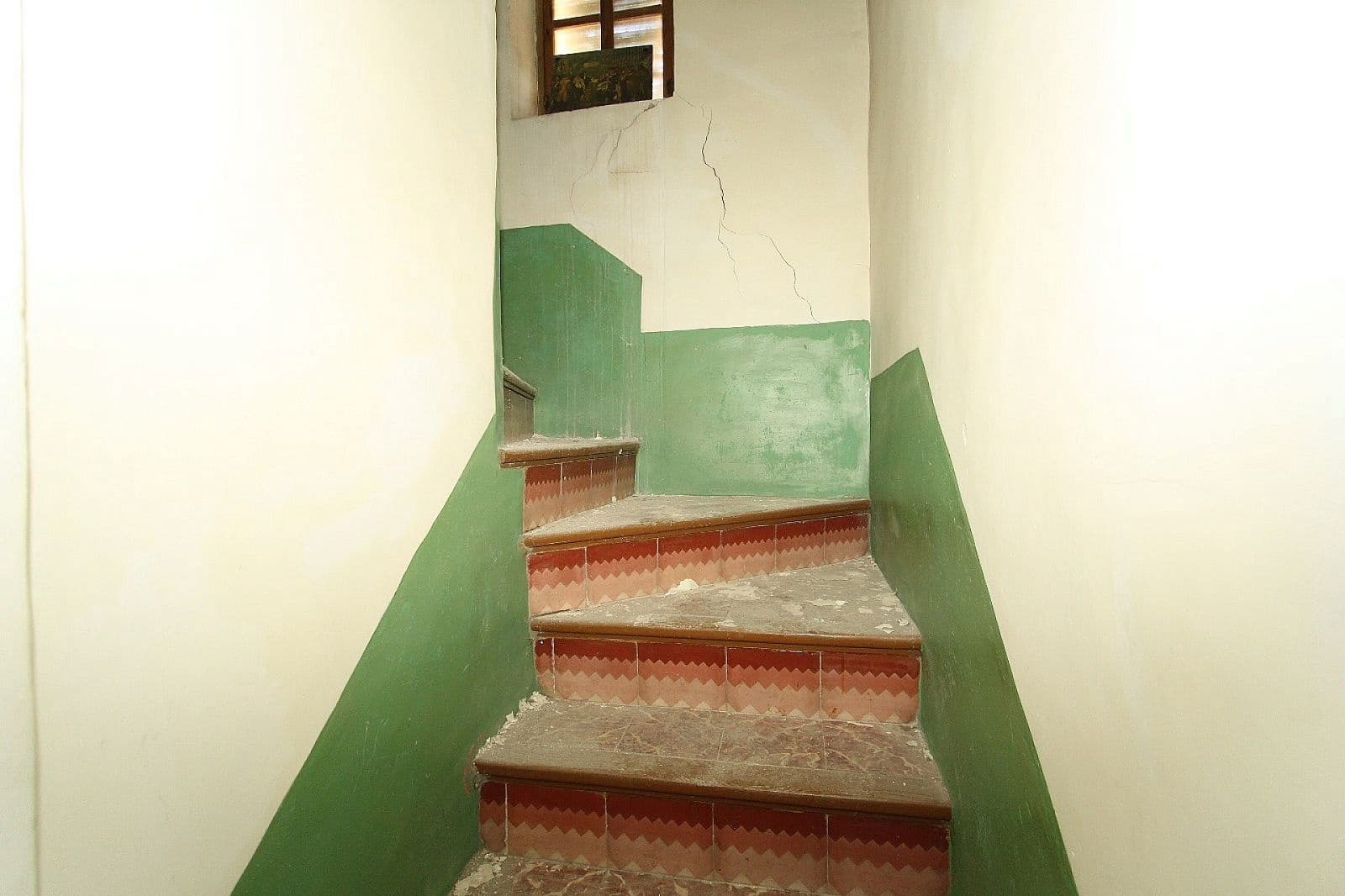 6 soverom Hus til salgs i Villena med svømmebasseng - € 80 000 (Ref: 8559033)