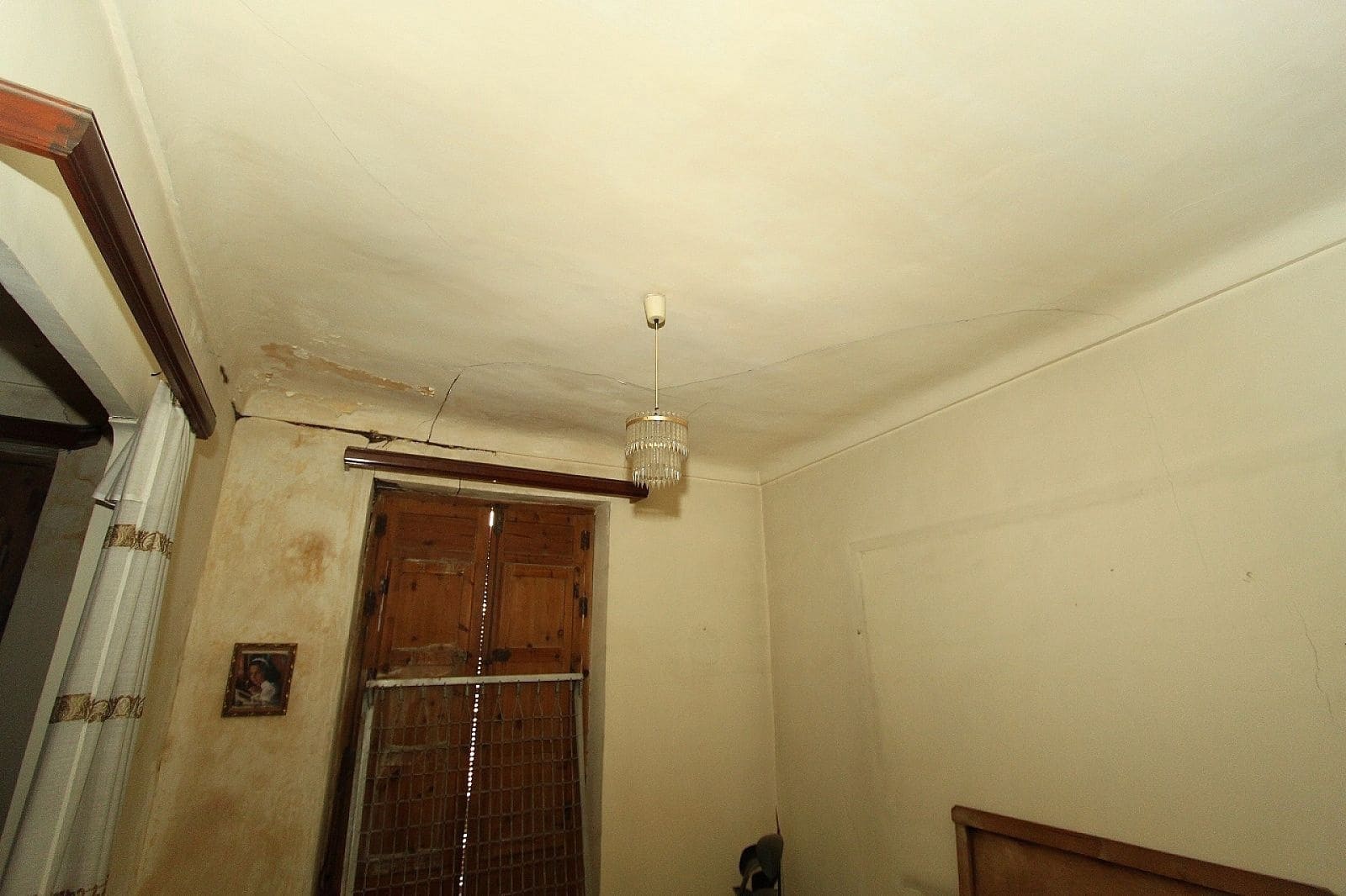 6 soverom Hus til salgs i Villena med svømmebasseng - € 80 000 (Ref: 8559033)