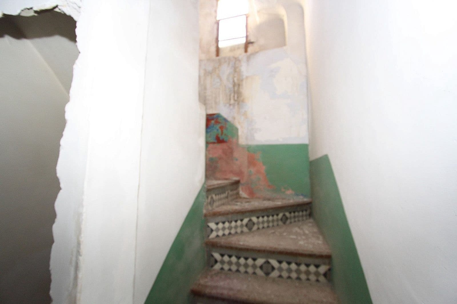 6 soverom Hus til salgs i Villena med svømmebasseng - € 80 000 (Ref: 8559033)