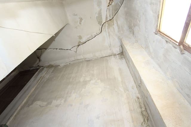 6 soverom Hus til salgs i Villena med svømmebasseng - € 80 000 (Ref: 8559033)