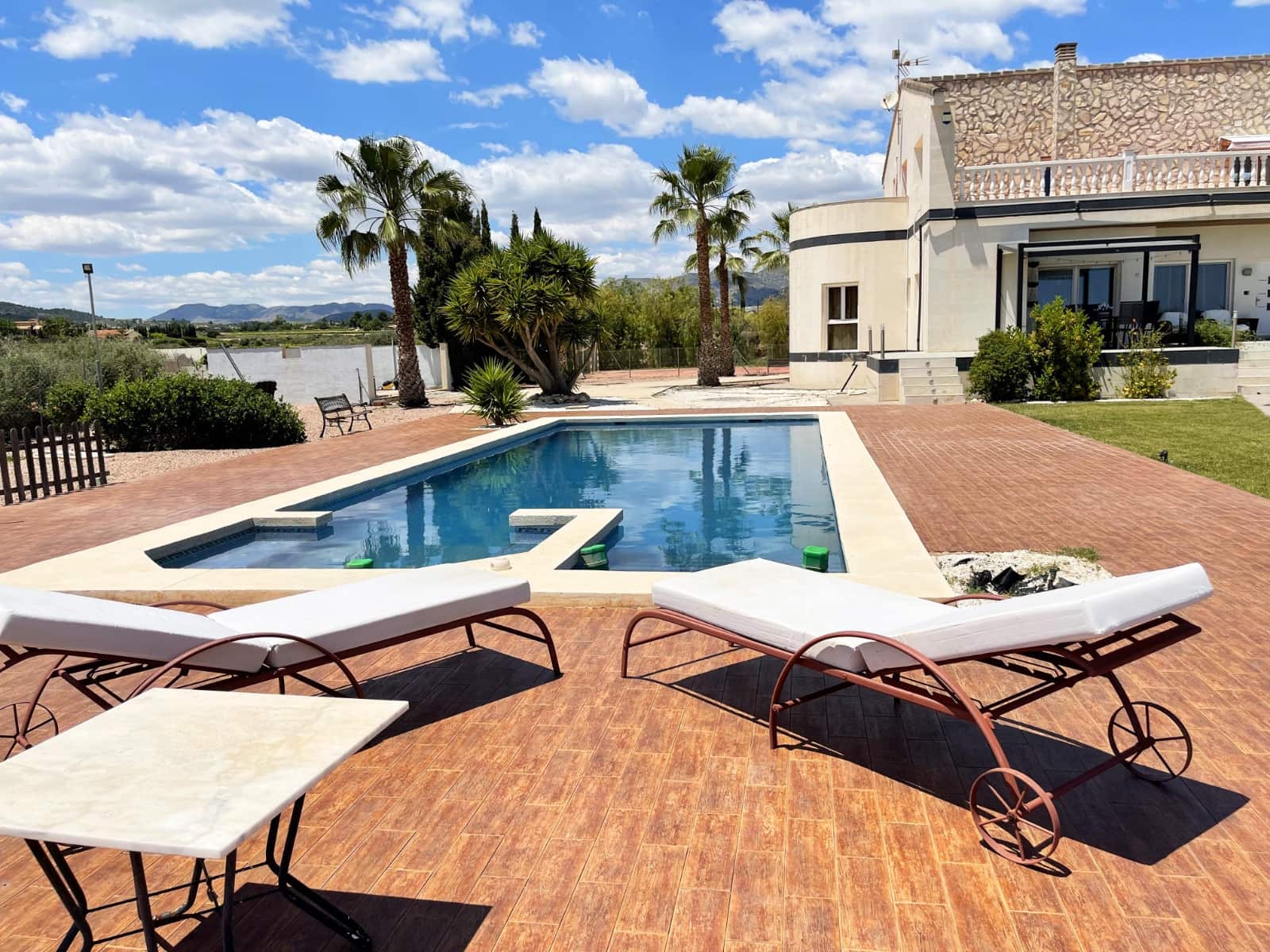 5 chambre Villa/Maison à vendre à Novelda avec piscine - 581 995 € (Ref: 8655657)