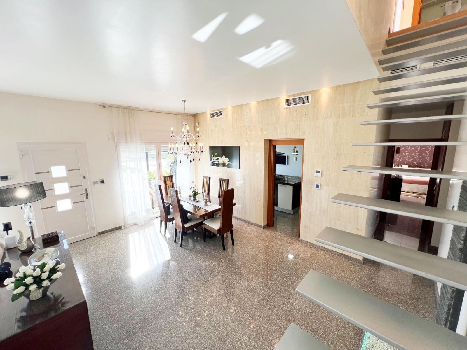 5 chambre Villa/Maison à vendre à Novelda avec piscine - 581 995 € (Ref: 8655657)