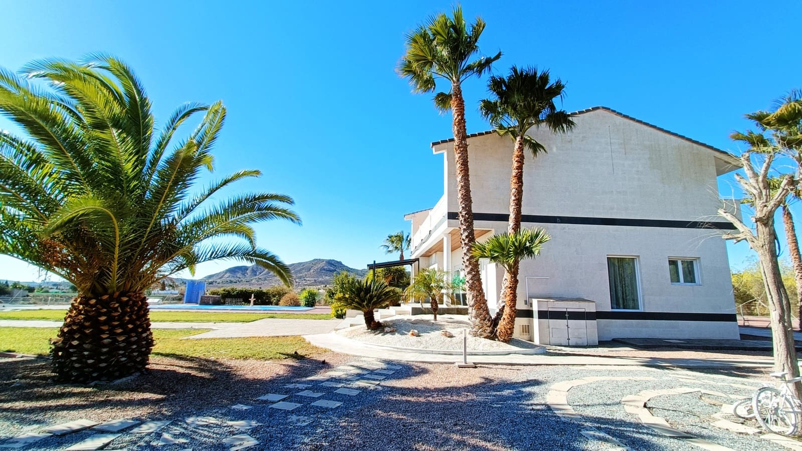 5 chambre Villa/Maison à vendre à Novelda avec piscine - 581 995 € (Ref: 8655657)