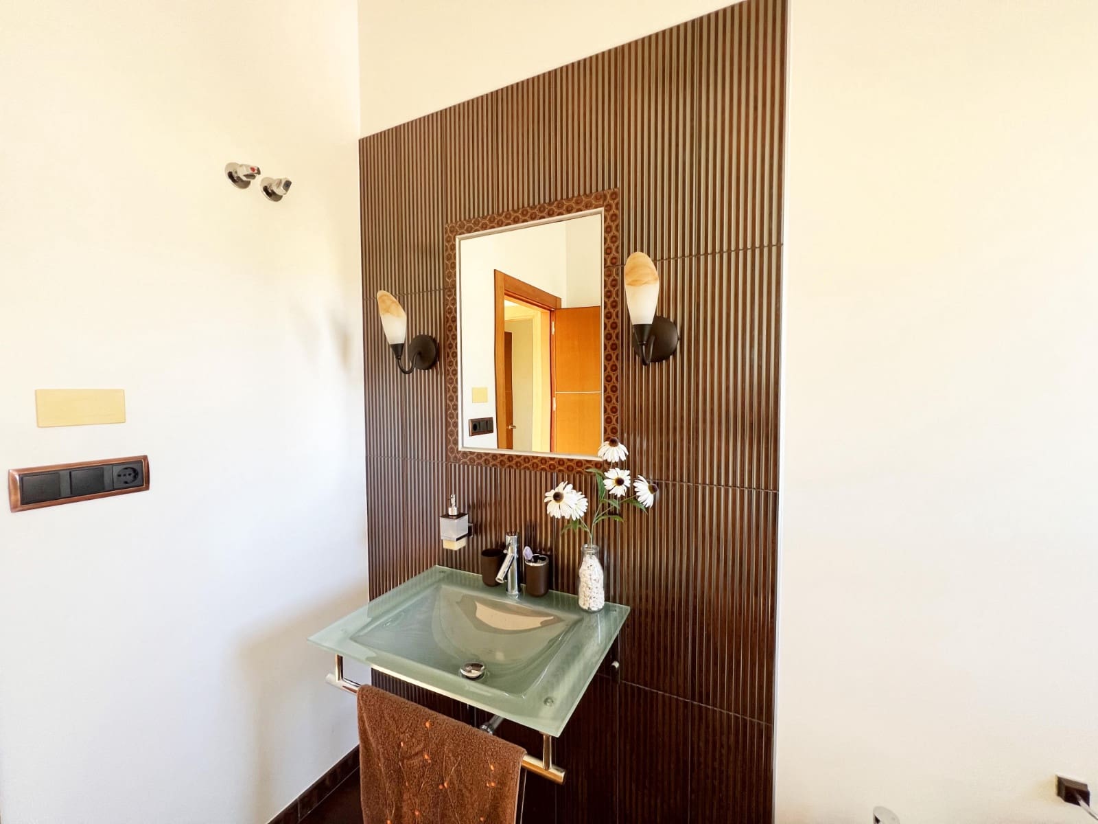 5 chambre Villa/Maison à vendre à Novelda avec piscine - 581 995 € (Ref: 8655657)