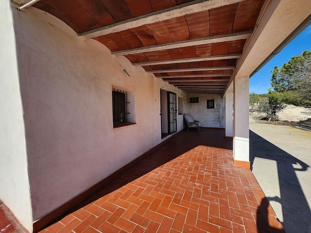 5 slaapkamer Finca/Landhuis te koop in Caudete met zwembad - € 145.000 (Ref: 8655661)