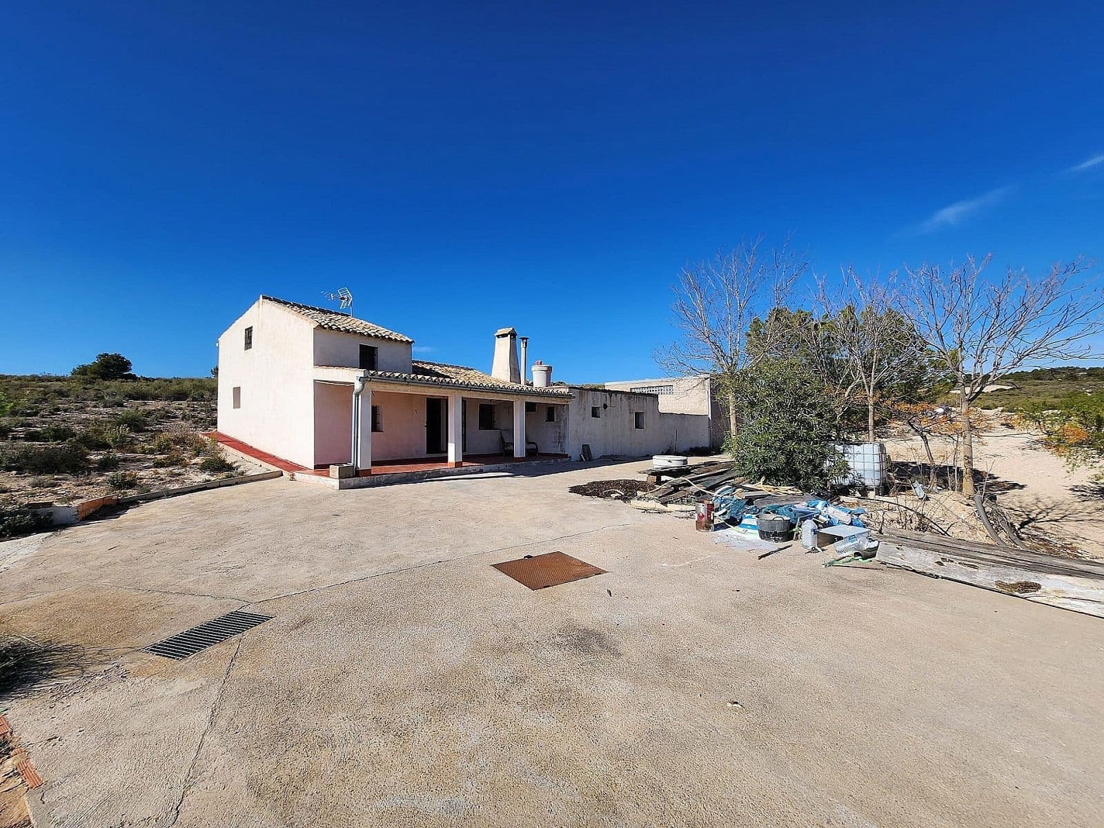 5 slaapkamer Finca/Landhuis te koop in Caudete met zwembad - € 145.000 (Ref: 8655661)