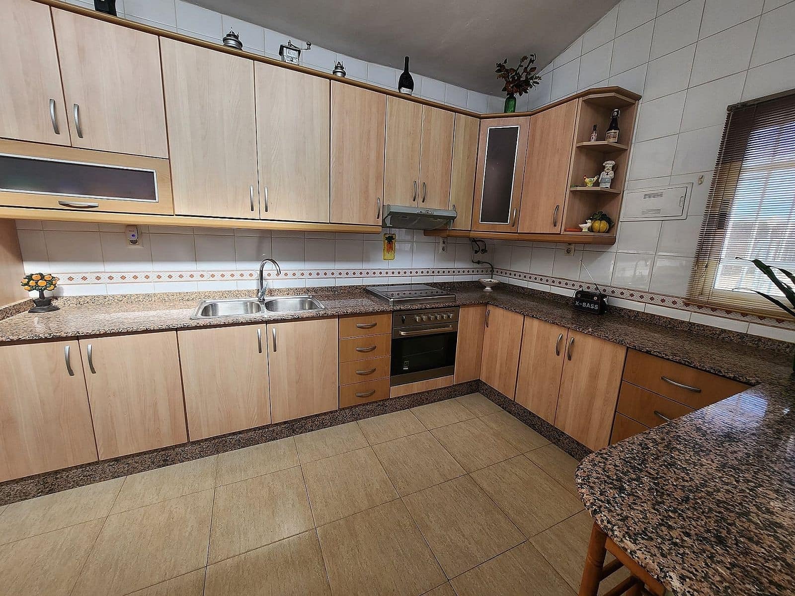 2 bedroom Villa for sale in Villena with pool - € 189,950 (Ref: 8655665)