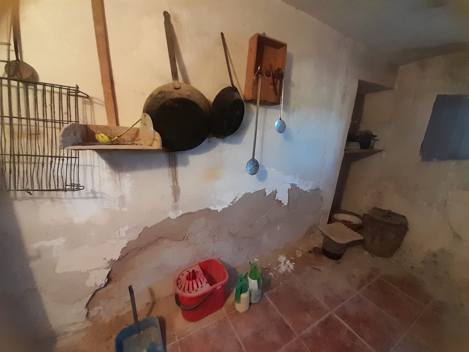 6 soveværelse Finca/Landehus til salg i Monovar / Monover - € 95.000 (Ref: 8675141)