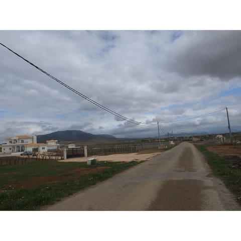 Terreno Non Edificato in vendita in Raspay, Yecla - 60.000 € (Rif: 8713479)