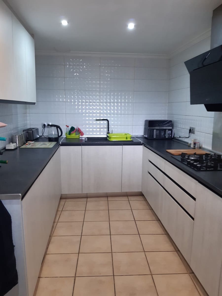 4 bedroom Finca/Country House for sale in Villena with pool - € 229,995 (Ref: 8820818)