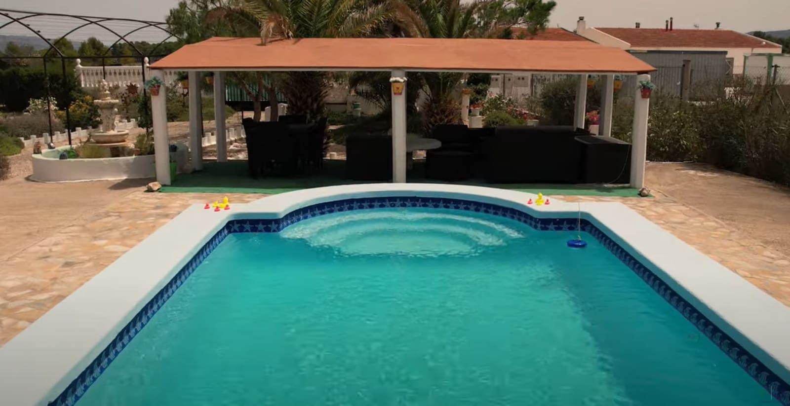 4 bedroom Finca/Country House for sale in Villena with pool - € 229,995 (Ref: 8820818)