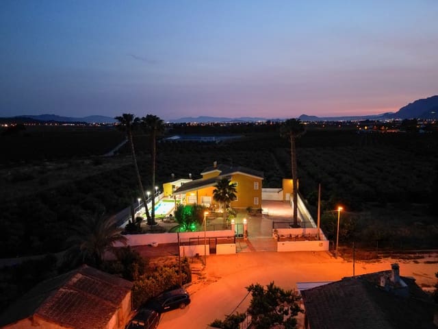 5 soveværelse Villa til salg i Torremendo, Orihuela med swimmingpool - € 675.000 (Ref: 9002507)