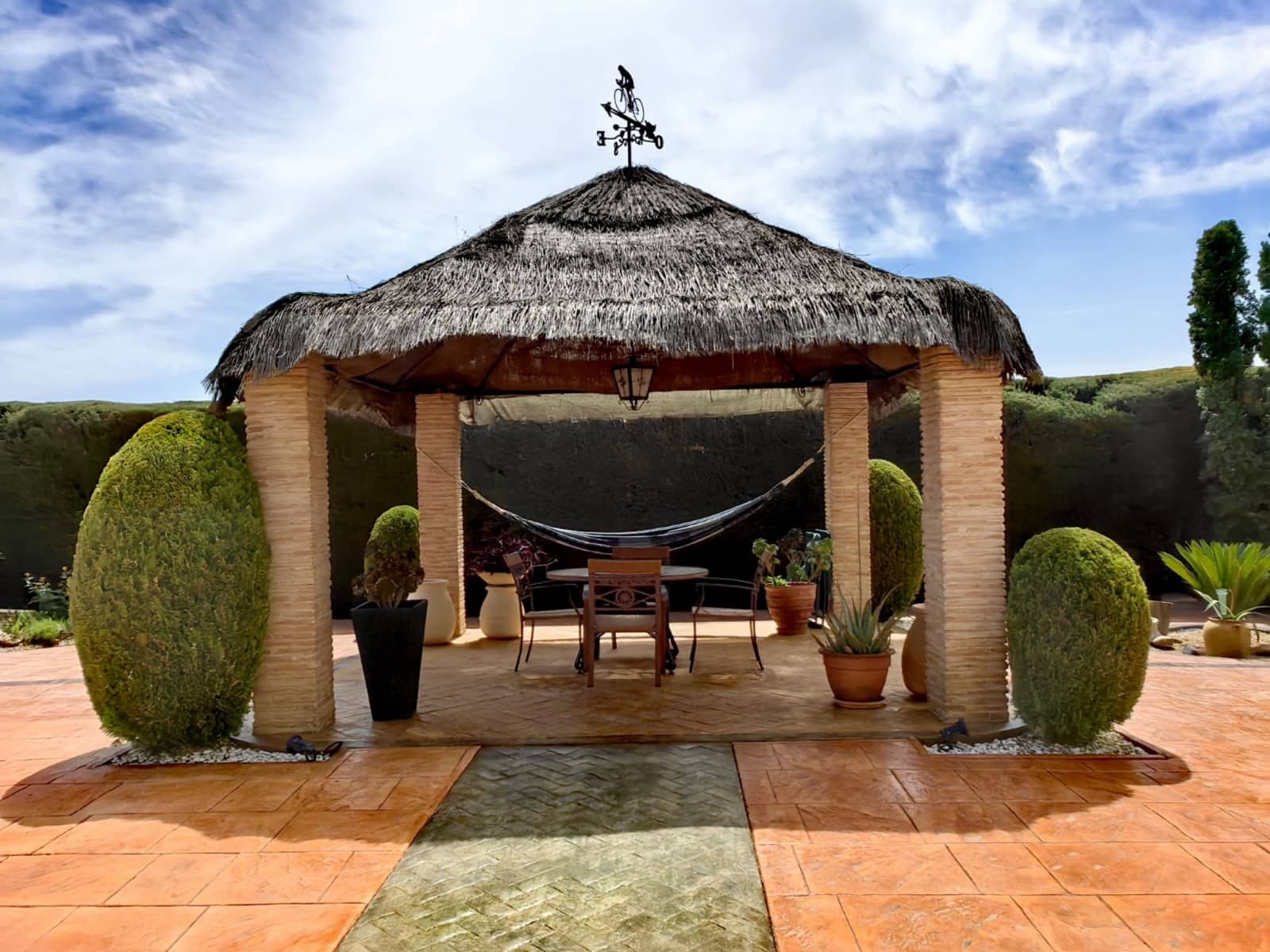 6 soveværelse Villa til salg i Yecla med swimmingpool garage - € 410.000 (Ref: 9077074)