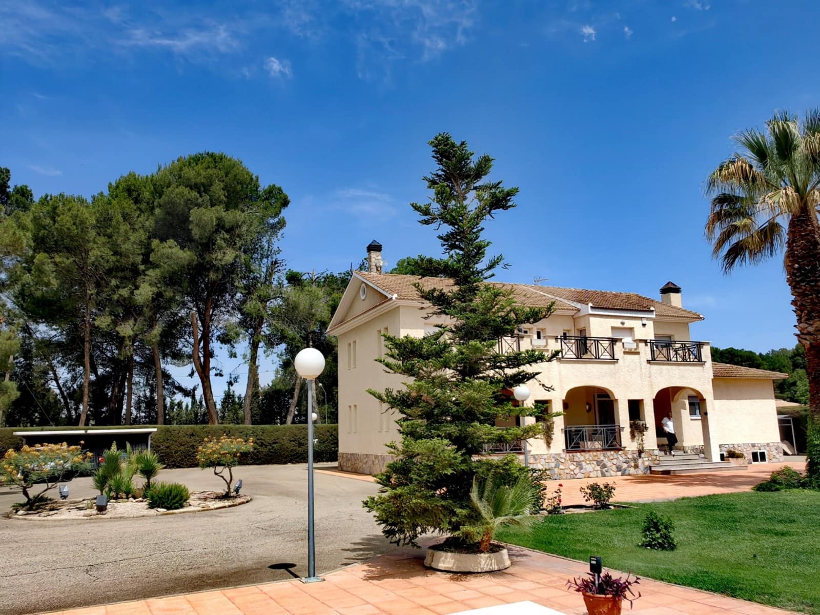 6 soveværelse Villa til salg i Yecla med swimmingpool garage - € 410.000 (Ref: 9077074)