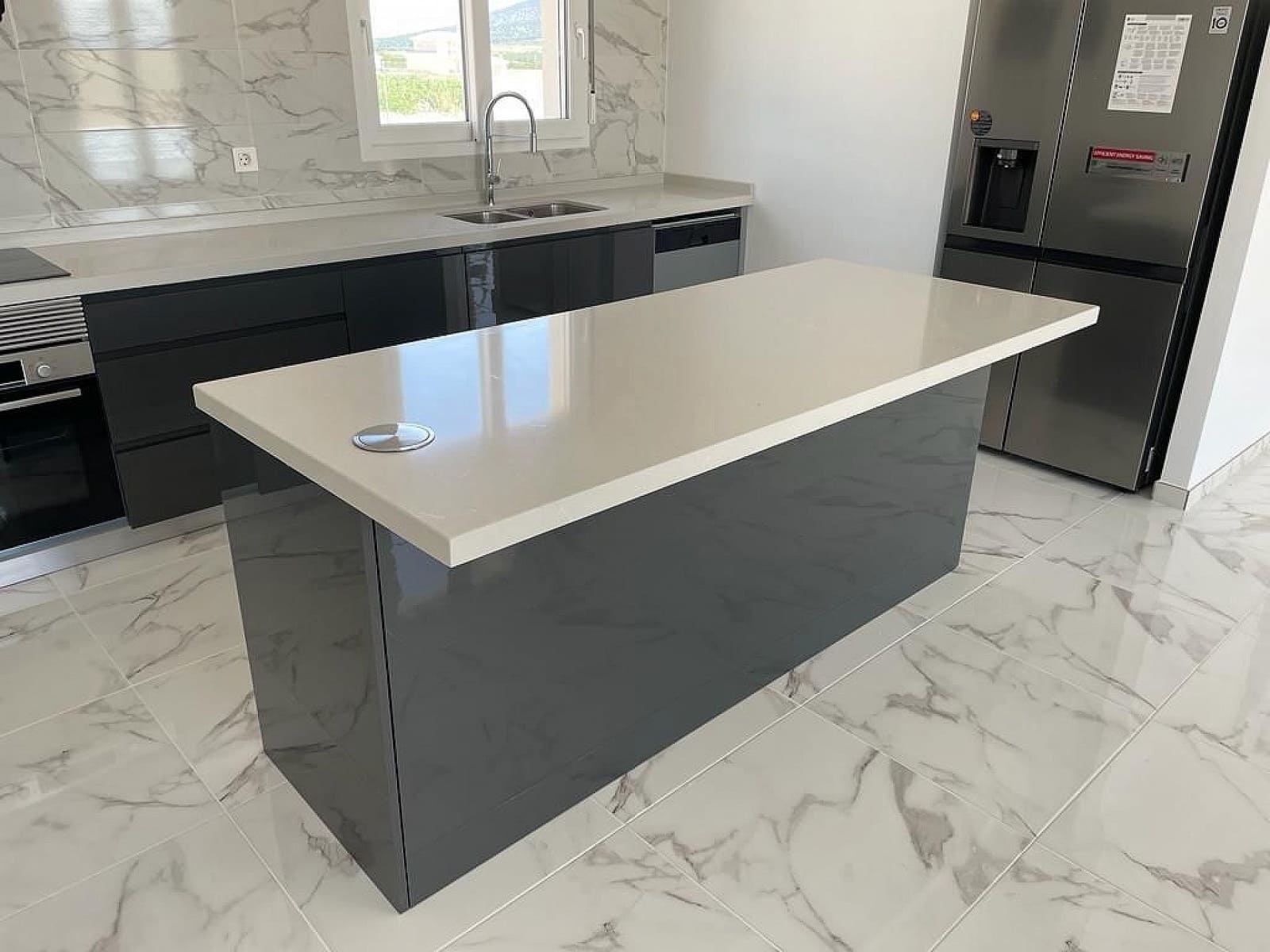 4 makuuhuone Huvila myytävänä paikassa Pinoso mukana uima-altaan - 611 000 € (Ref: 9203421)