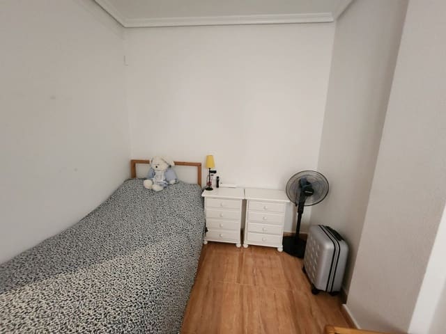 3 quarto Apartamento para venda em Pinoso com piscina - 165 000 € (Ref: 9203425)