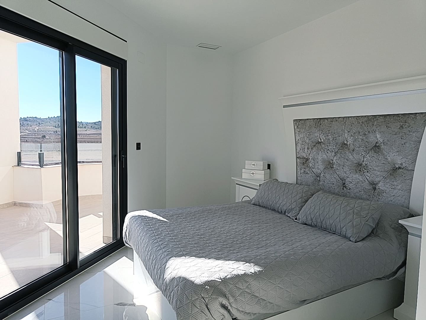 6 bedroom Villa for sale in Pinoso with pool - € 489,000 (Ref: 9279611)