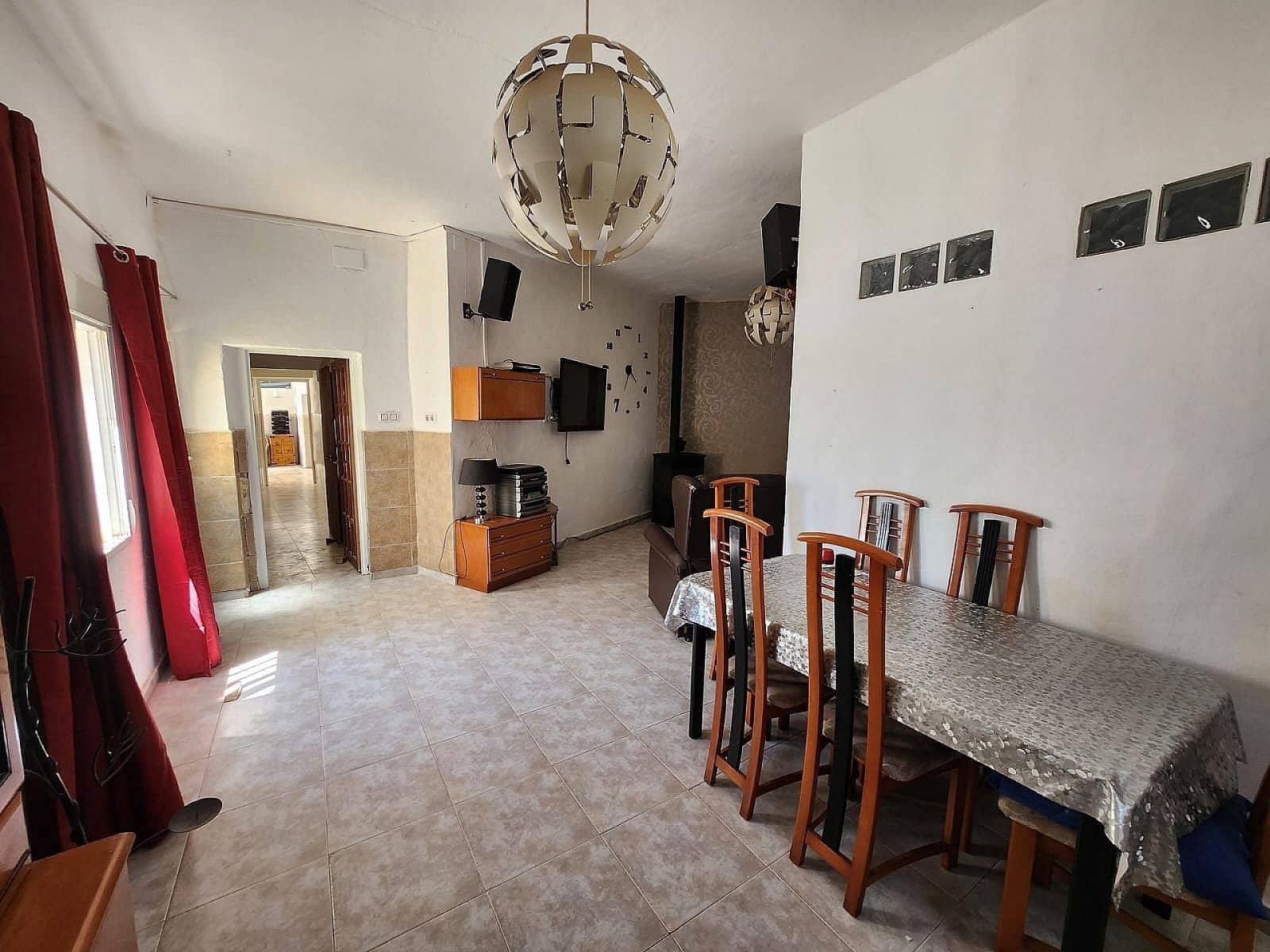 6 makuuhuone Luolatalo myytävänä paikassa L'Alguena / Alguenya mukana uima-altaan - 135 000 € (Ref: 9319853)