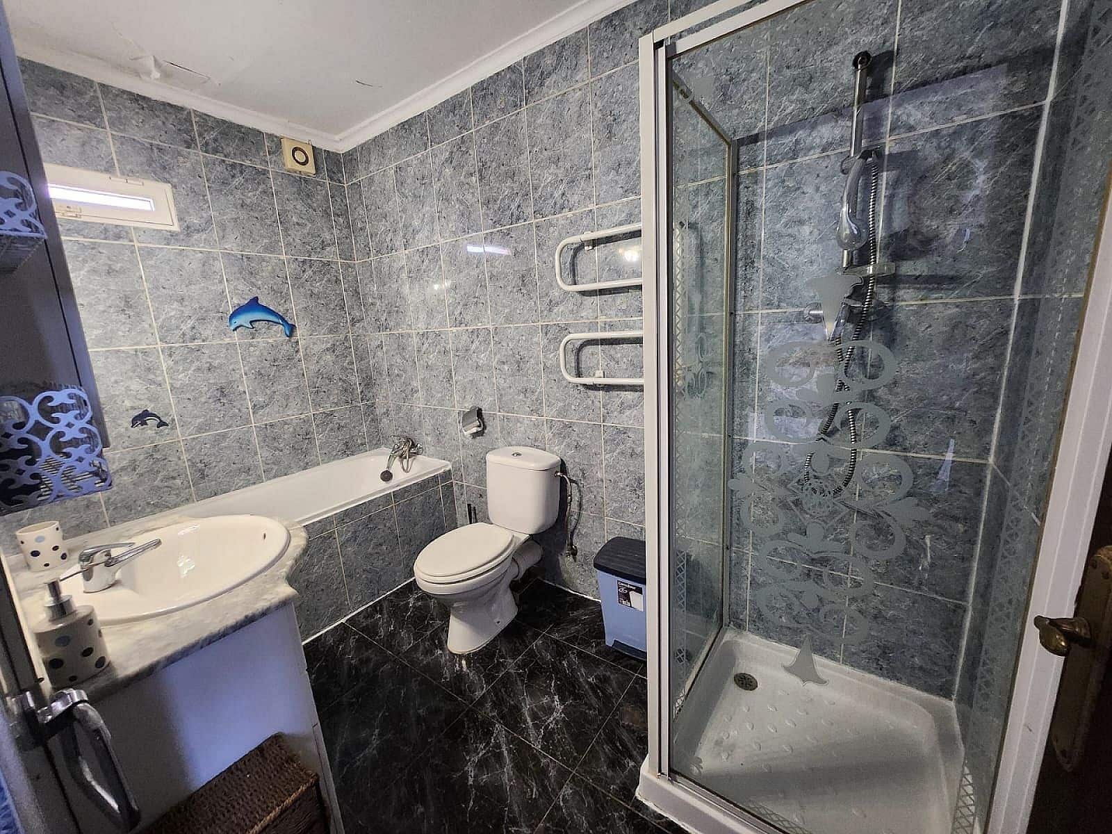 6 makuuhuone Luolatalo myytävänä paikassa L'Alguena / Alguenya mukana uima-altaan - 135 000 € (Ref: 9319853)