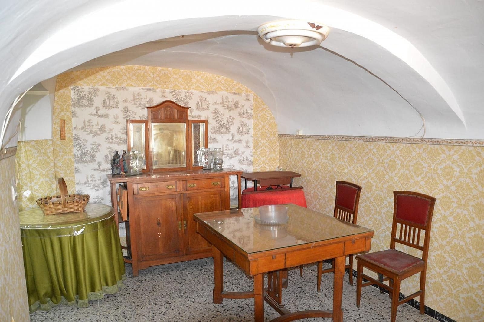 4 slaapkamer Grotwoning te koop in Jumilla met zwembad - € 95.000 (Ref: 9393583)