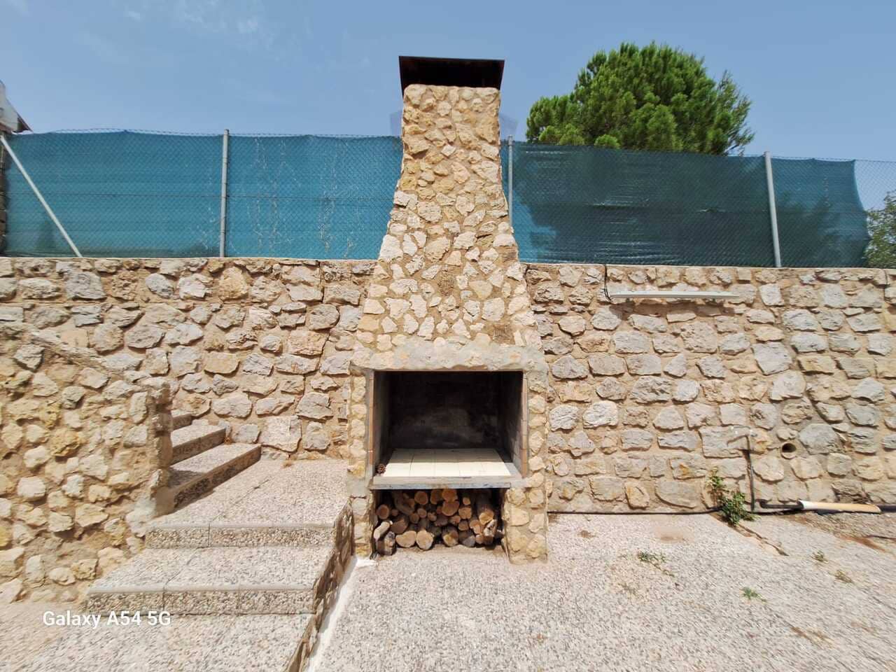 Local Comercial de 9 habitaciones en Ayora en venta con piscina - 620.000 € (Ref: 9475763)