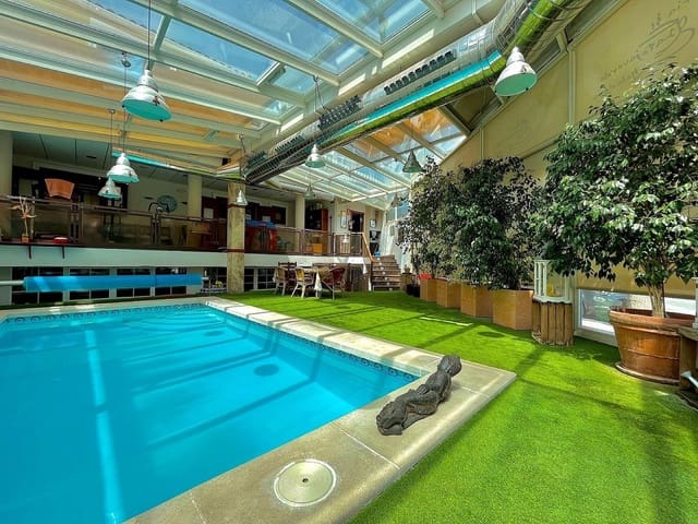 4 sypialnia Dom na sprzedaż w Sax z basenem - 415 000 € (Ref: 9475768)