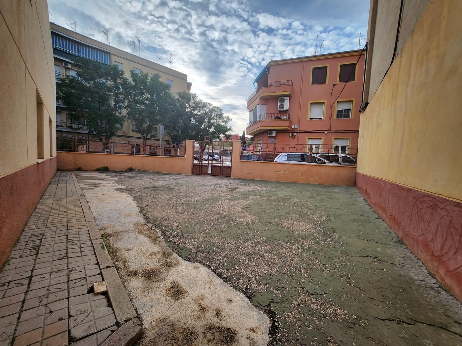 4 quarto Casa em Banda para venda em Monovar / Monover com piscina - 299 950 € (Ref: 9475769)