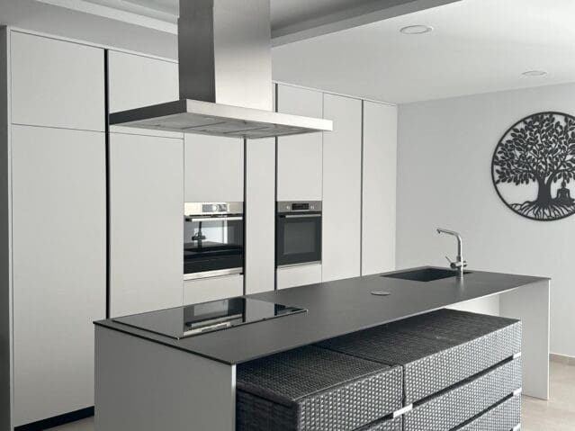 3 sypialnia Willa na sprzedaż w Pinoso z basenem - 365 000 € (Ref: 9475780)