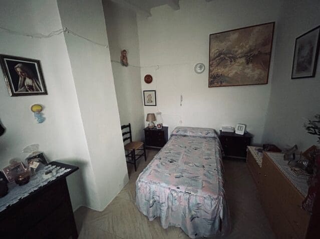 9 bedroom Finca/Country House for sale in L'Alguena / Alguenya - € 229,995 (Ref: 9475787)