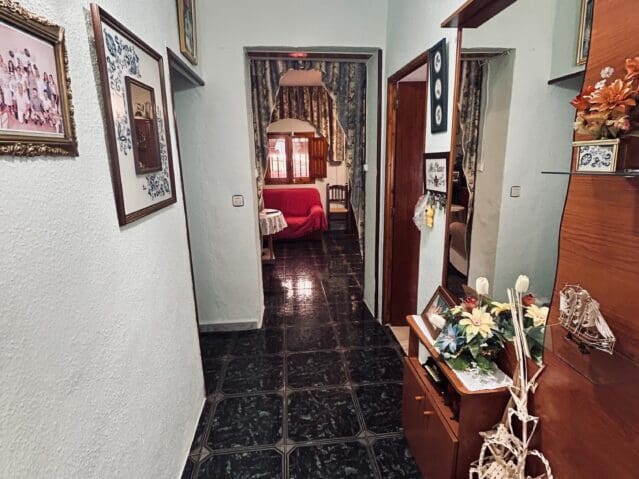 9 bedroom Finca/Country House for sale in L'Alguena / Alguenya - € 229,995 (Ref: 9475787)